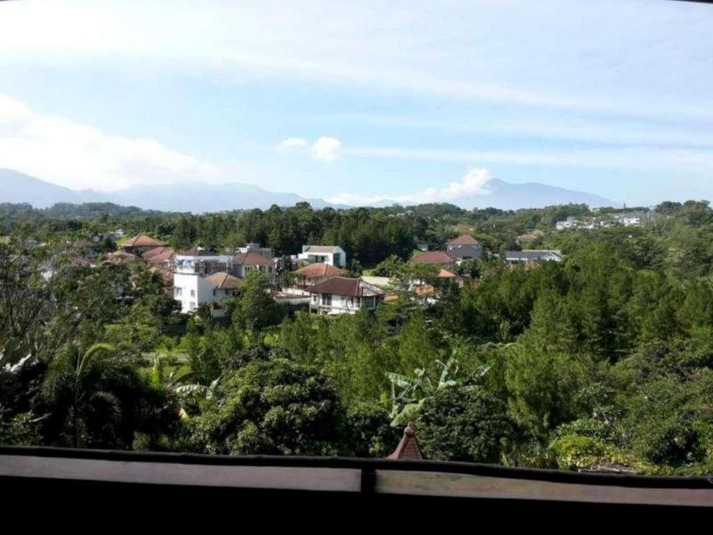 Wattana Sentul Hotel 2*