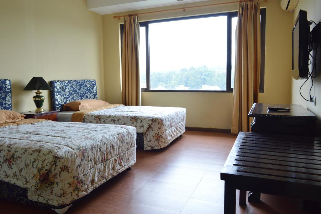 Hotel Wattana Sentul