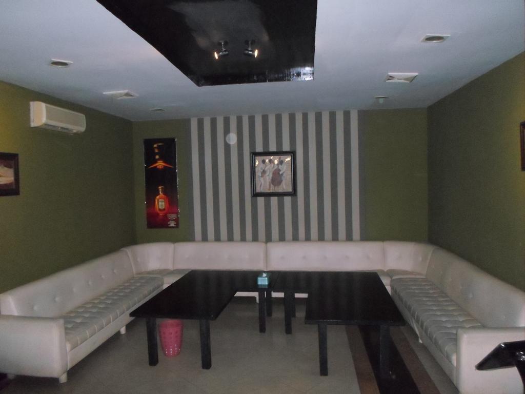 Wattana Sentul Hotel